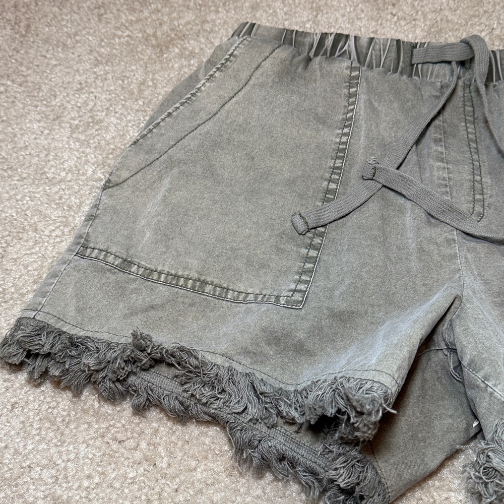 Green Fringe Pull On Drawstring Shorts - Picture 2 of 4